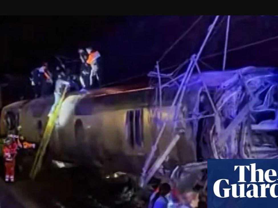 Spain – At least 10 people died in high speed train crash