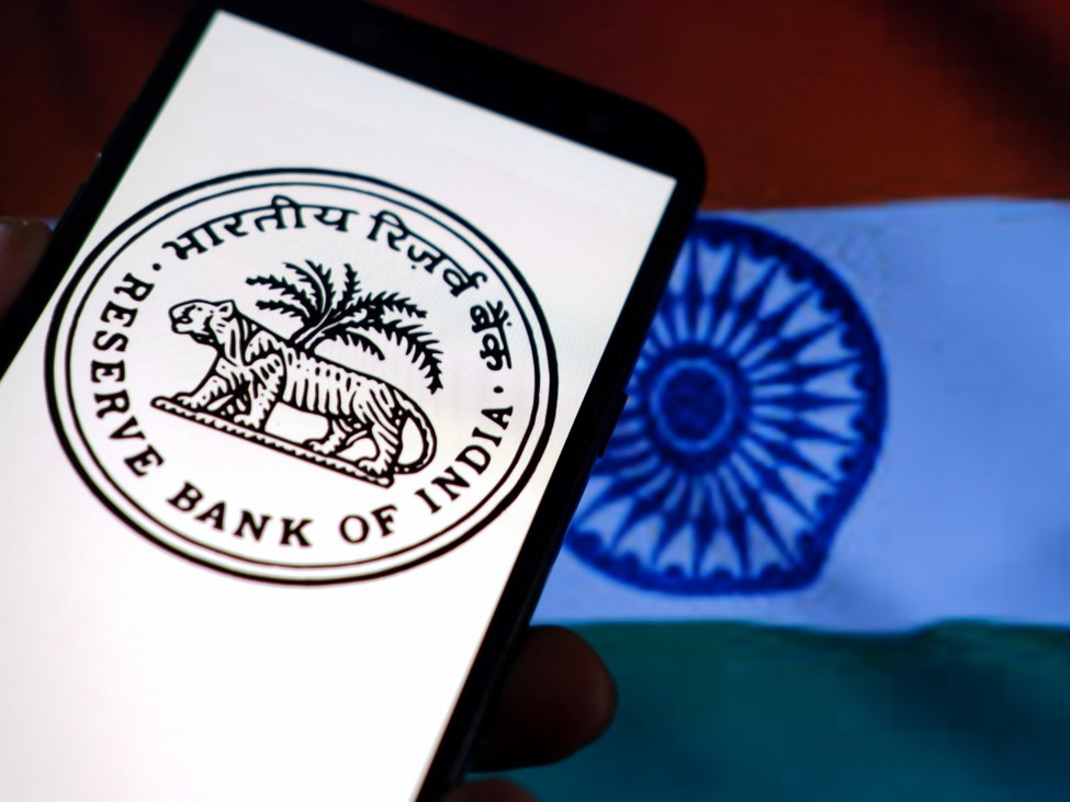 RBI Chief Malhotra says the bank will act if inflation gets generalised