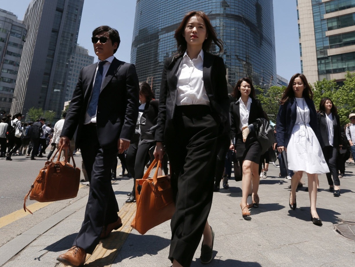 South Korea June consumer sentiment 106.8 vs 106.6 prior